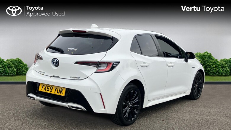 Toyota Corolla 2.0 VVT-i Hybrid Design 5dr CVT Hybrid Hatchback